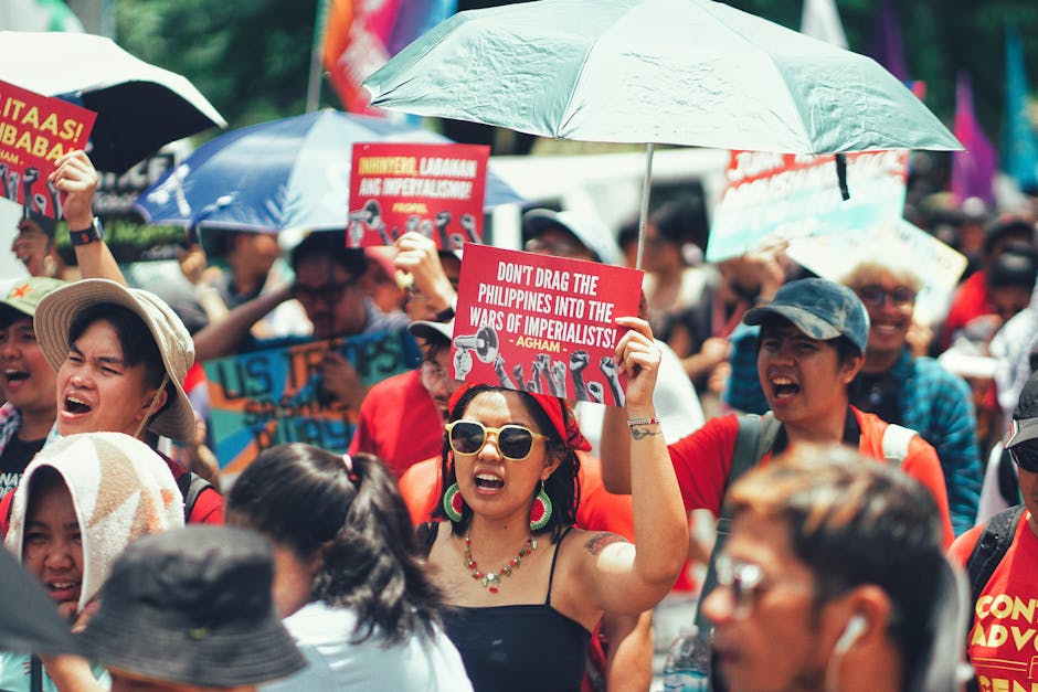 The Hidden Cost of Polarized Political Discourse