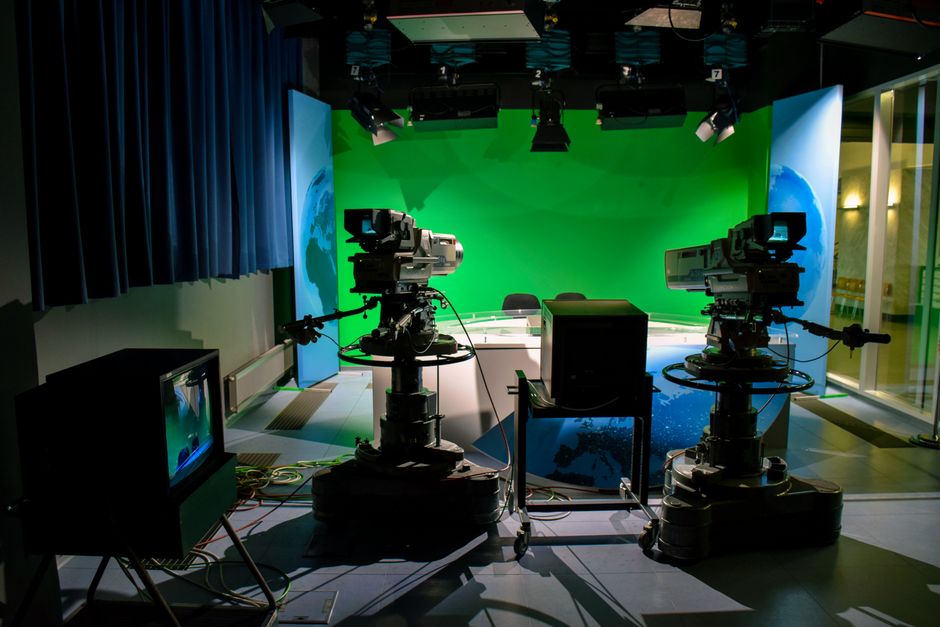 Top 10 Ways AI is Changing News Production